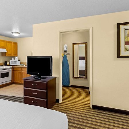 Quality Inn & Suites Vancouver - Hazel Dell Екстериор снимка