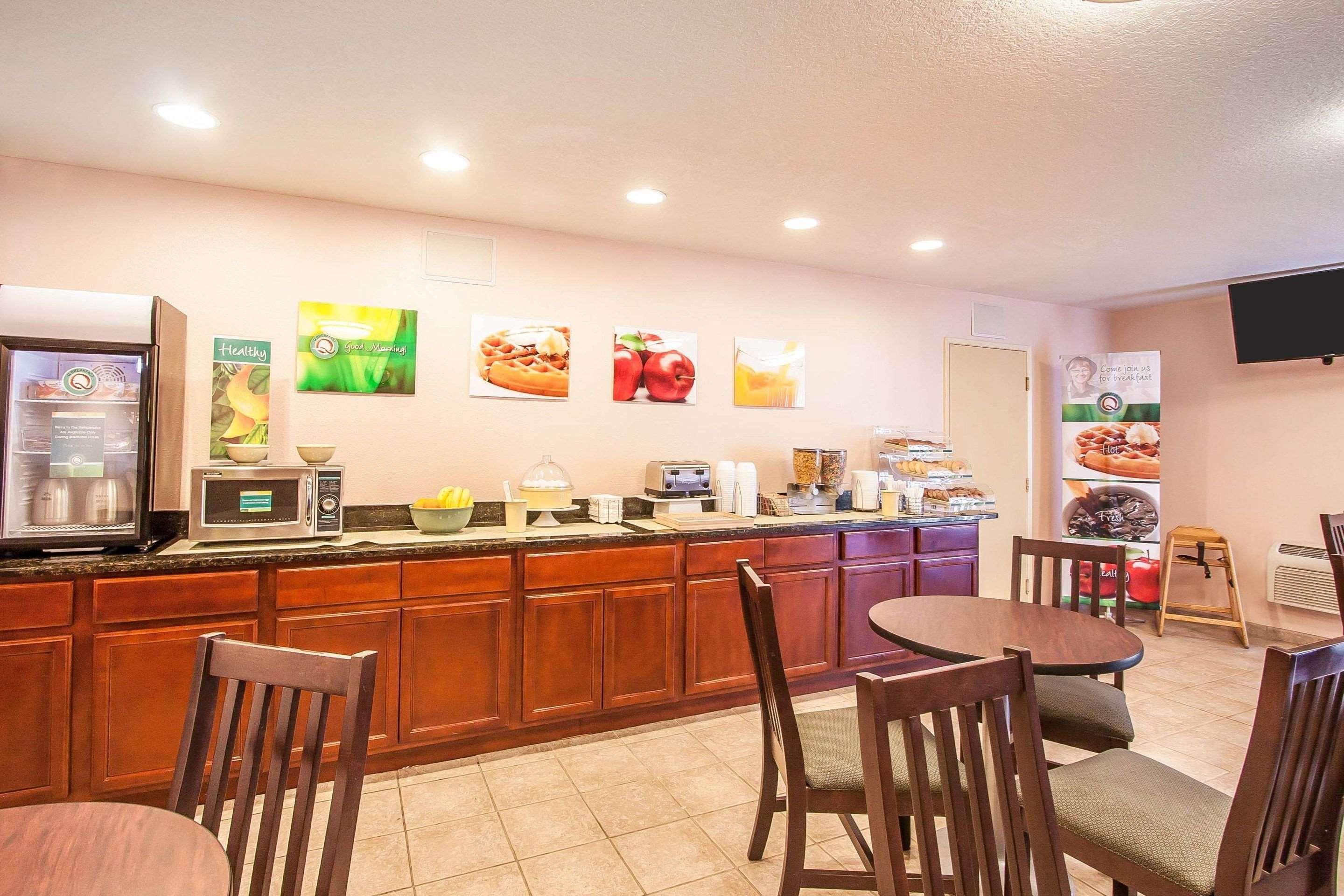 Quality Inn & Suites Vancouver - Hazel Dell Екстериор снимка