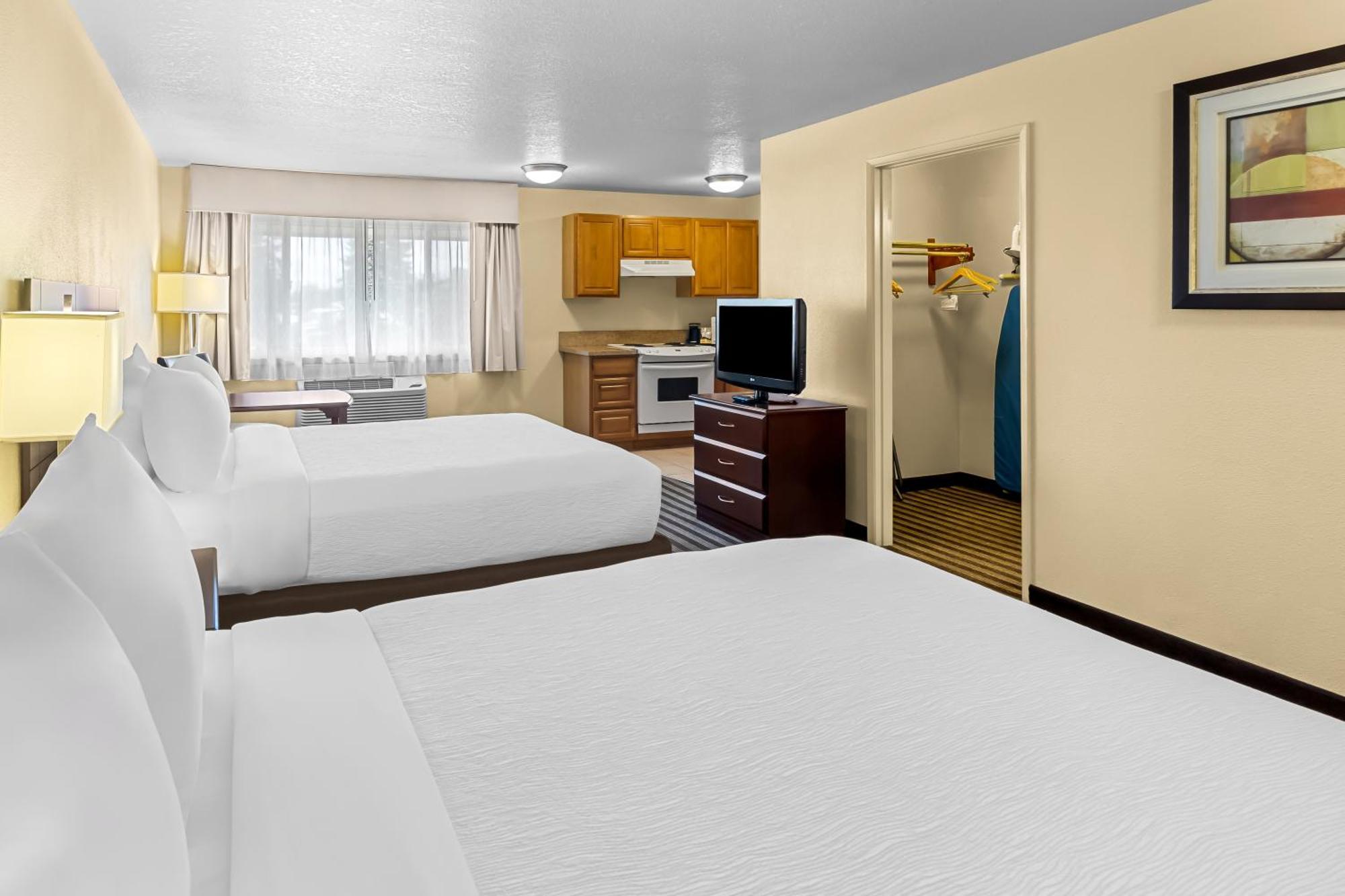 Quality Inn & Suites Vancouver - Hazel Dell Екстериор снимка