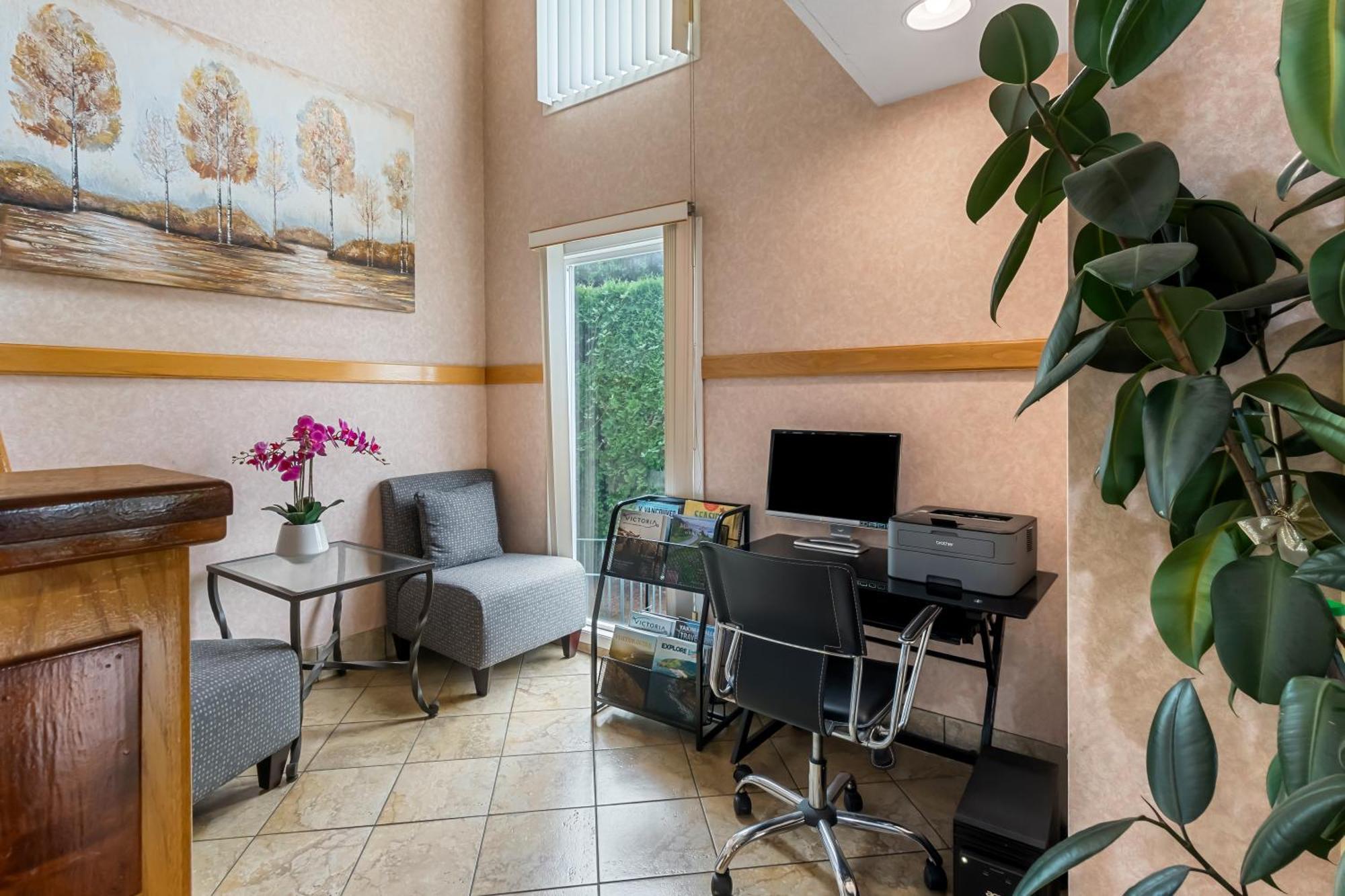 Quality Inn & Suites Vancouver - Hazel Dell Екстериор снимка